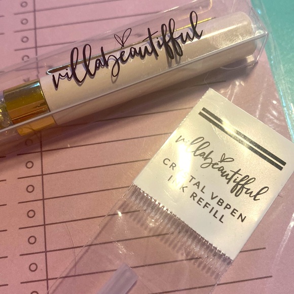 Washi tape, 2 note pads and glitter pen with refill - Picture 7 of 8